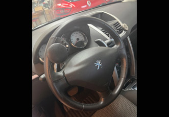 Porsche Cayman pour conduire sans les pieds